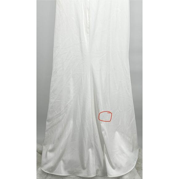 Mac Duggal [ 12 ]‎ Ivory Drop Shoulder Embellished Bodice Evening Gown  11264 - Picture 14 of 15